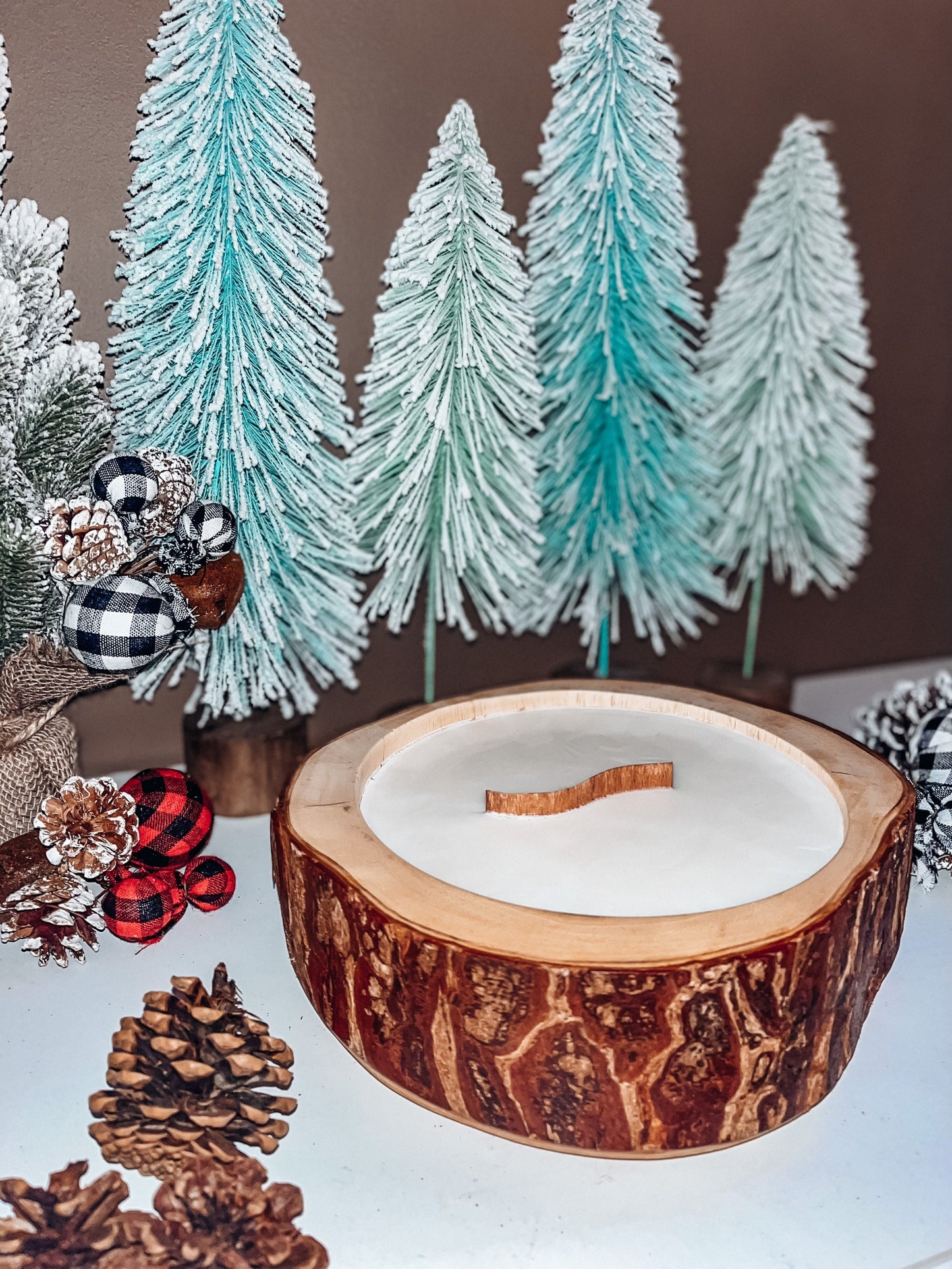 Woodwick tree stump candle